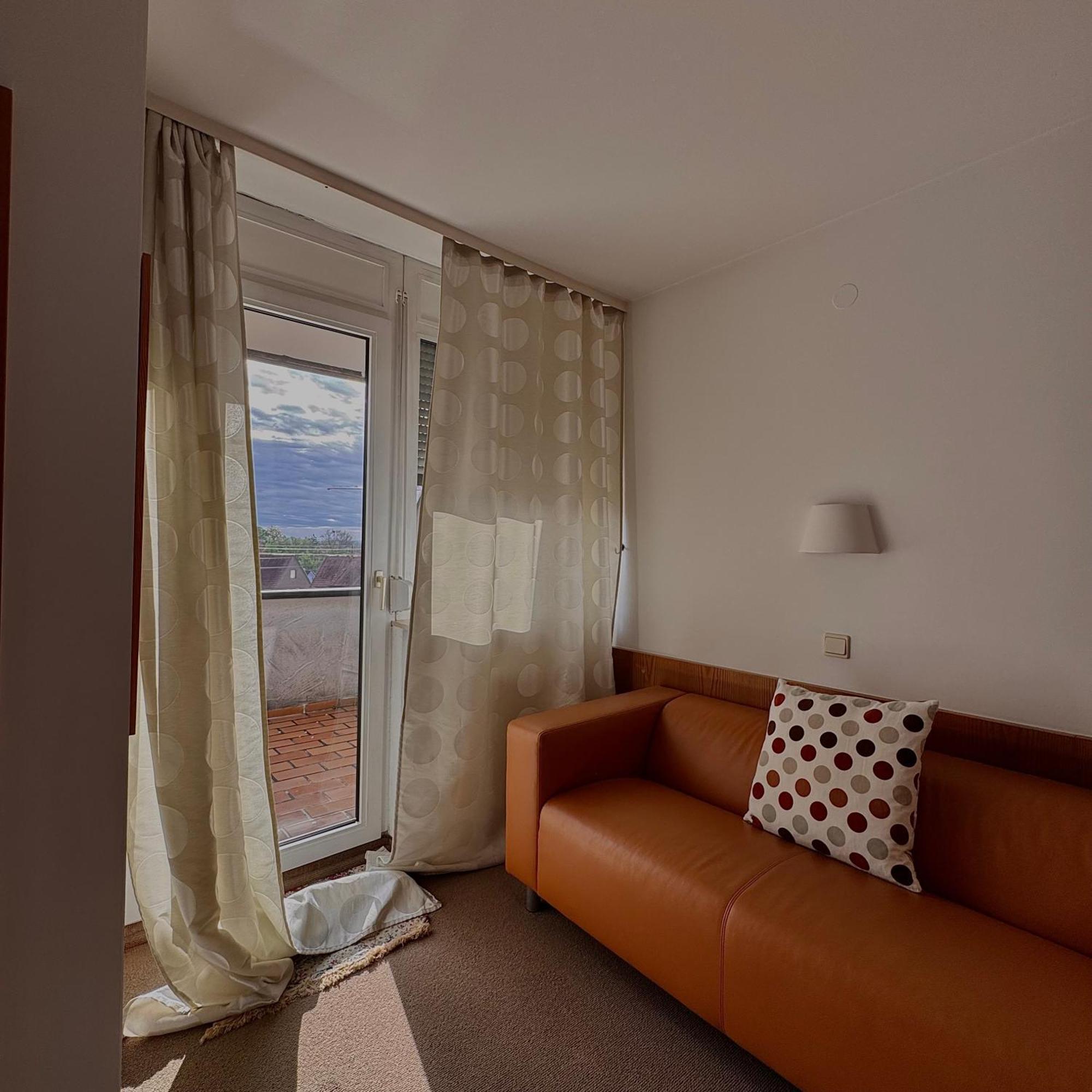 Hotel Milu Ludwigsburg Esterno foto