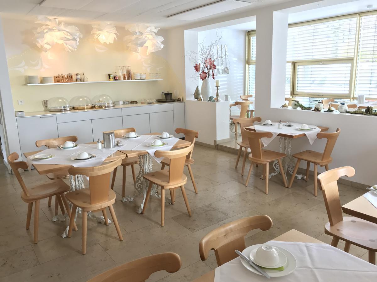 Hotel Milu Ludwigsburg Esterno foto