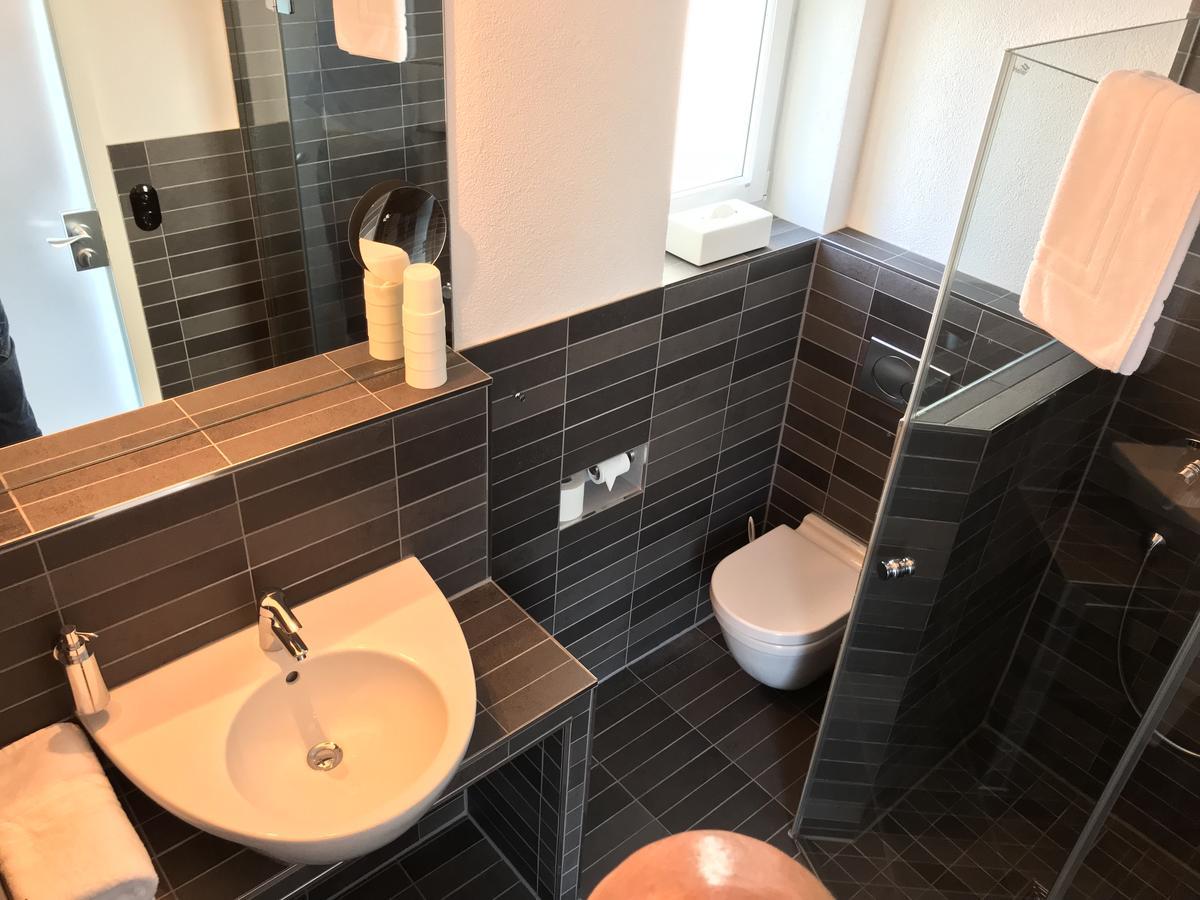 Hotel Milu Ludwigsburg Esterno foto